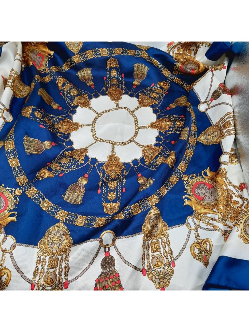 Berkshire Scarf Square 35" Scarf Blue White Gold Chain